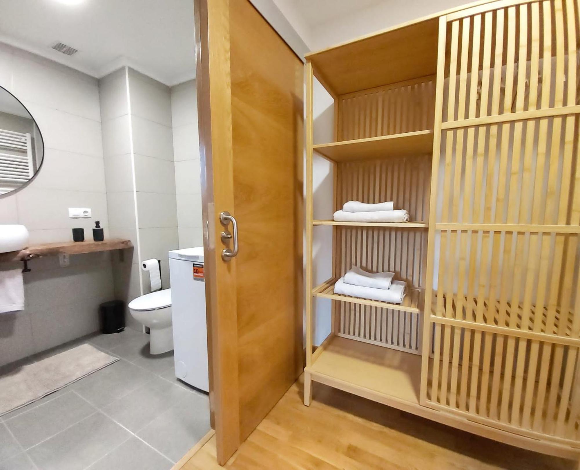 Sleeping & Living Haro Apartment Bagian luar foto