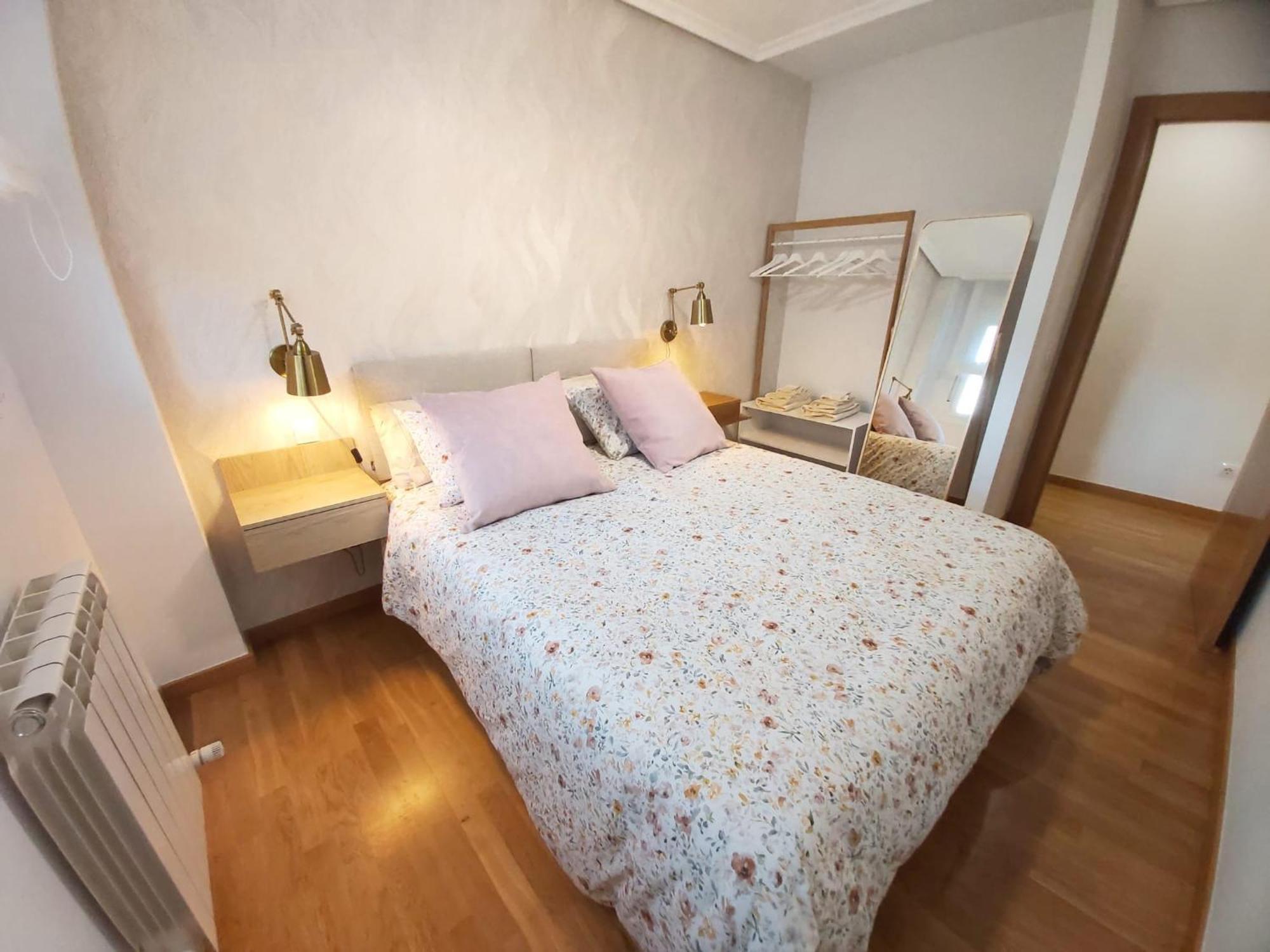 Sleeping & Living Haro Apartment Bagian luar foto