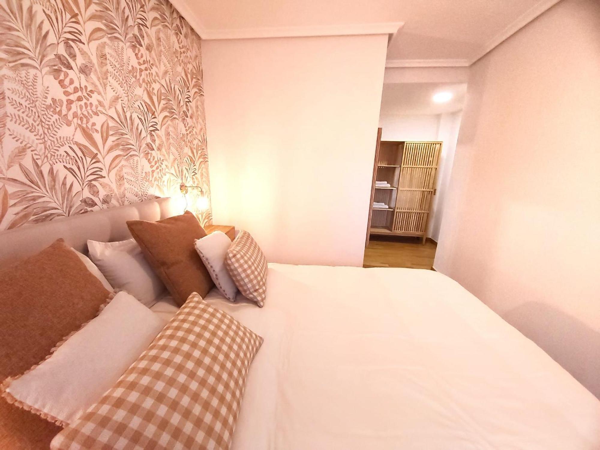 Sleeping & Living Haro Apartment Bagian luar foto
